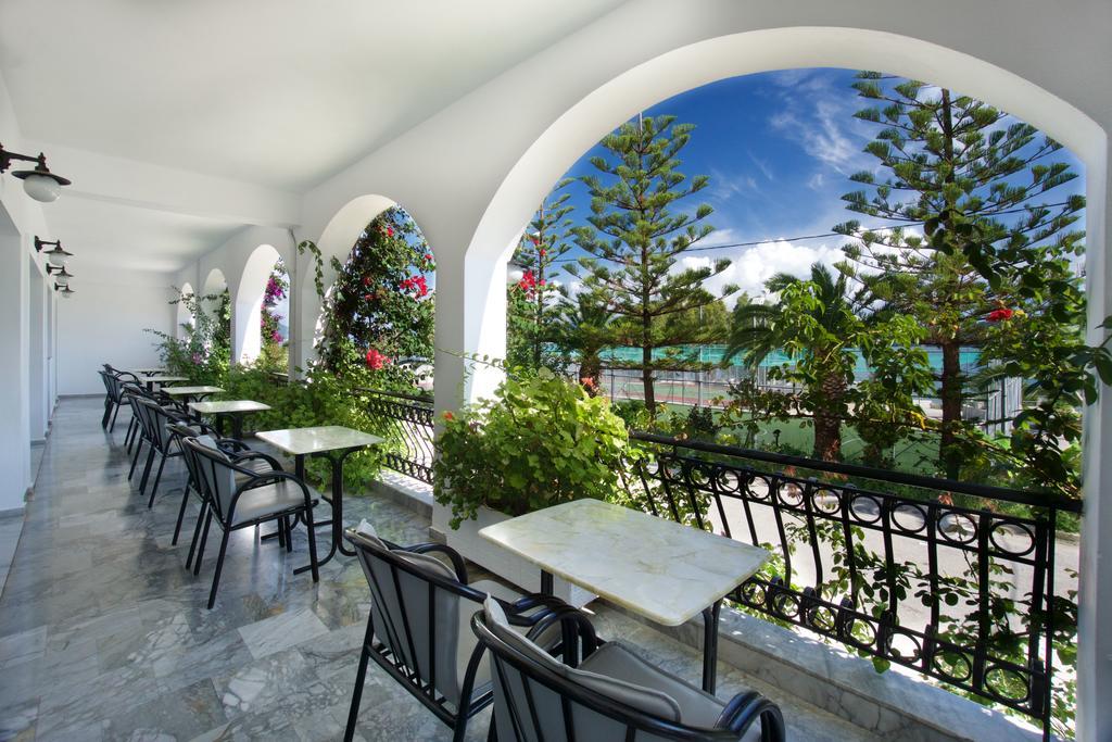 Hotel Athina Karavomylos Exterior foto